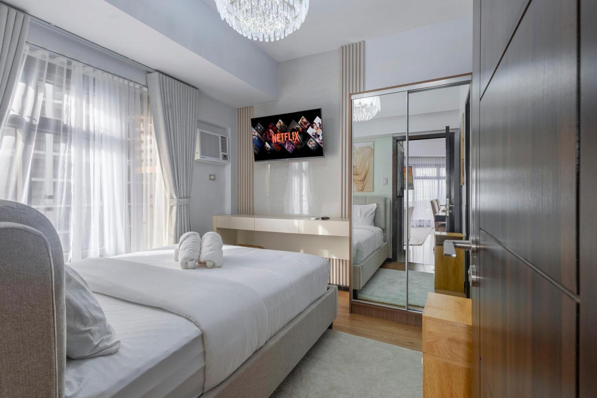 Aparthotel The Radiance Manila Bay 4*