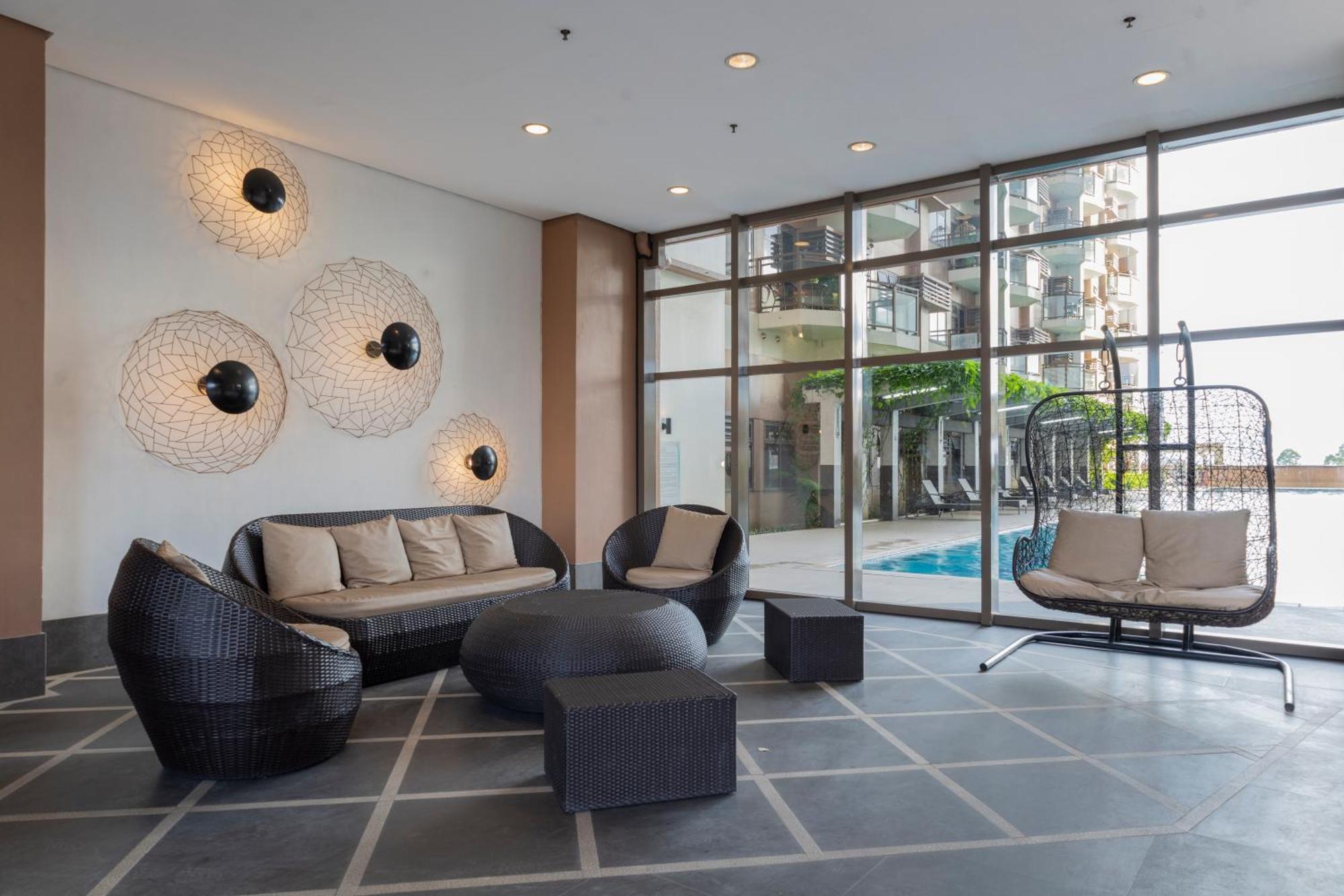 The Radiance Manila Bay Aparthotel